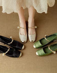 Naila Pumps
