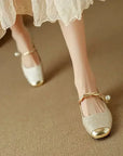 Naila Pumps